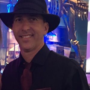 Meet your Posher, Mike